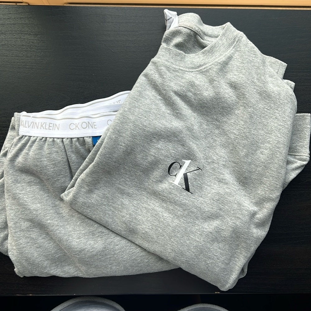 Calvin Klein matching set